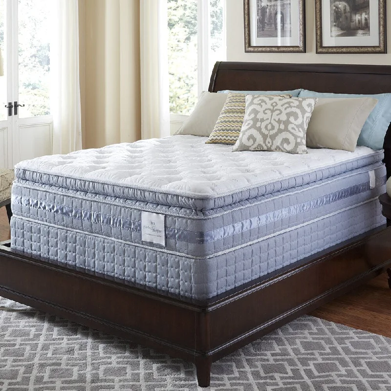 Serta Perfect Sleeper Majestic Retreat Super Pillow Top Queen-size Mattress Set