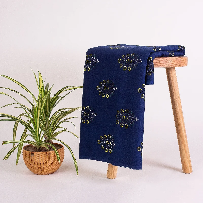 Running Hand Printed Cotton Dark Blue Floral Fabric Cloth