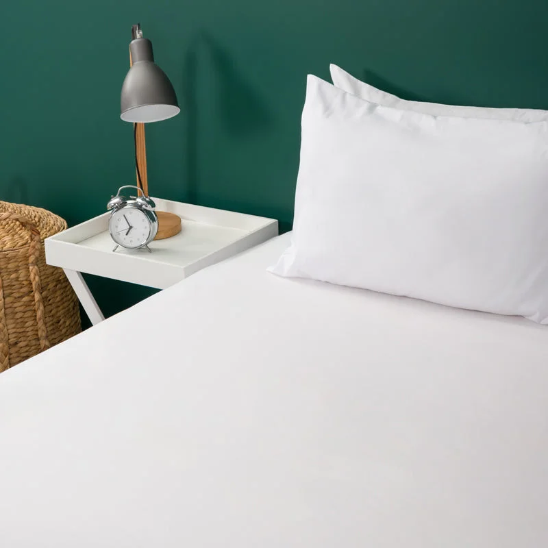 Nest Soft Touch Essentials Fitted Sheet - White