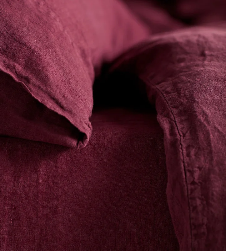 Beetroot 100% Linen Fitted Sheet