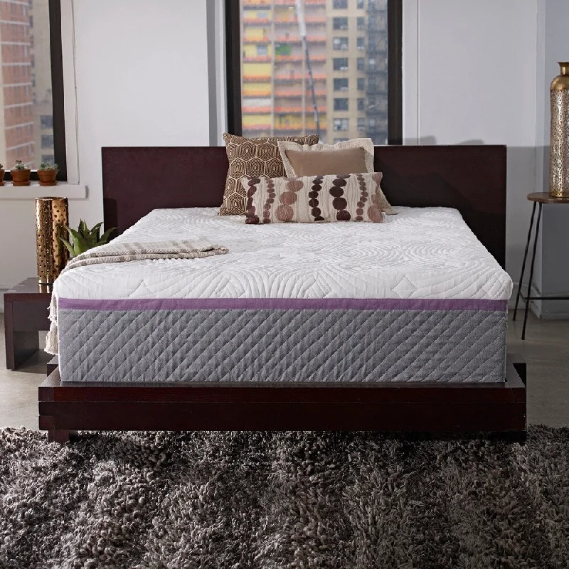 Dreamaway Easton 14-inch King-size Memory Foam Mattress